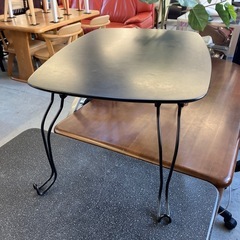 K2511-394　NITORI ローテーブル キャル2 7050BK ブラック 折りたたみ 猫脚 アンティーク風 キズ汚れ有りの画像