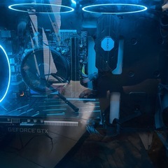 断捨離中　　ゲーミングPCの画像