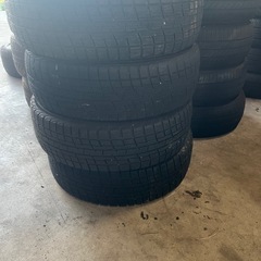中古タイヤの画像
