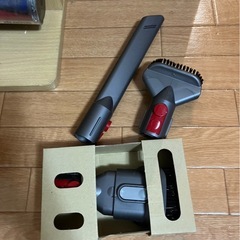 動作確認済　ダイソンV8 fluffyスタンド付きの画像