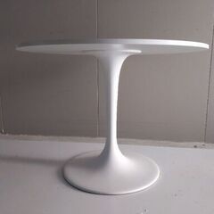 IKEA Docksta 円卓の画像