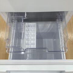 A-629【リユースのサカイ野々市店】ジモティ来店特価‼ シャープ SHARP 冷蔵庫 SJ-D18J-W 2022年製 動作チェック＆クリーニング済みの画像