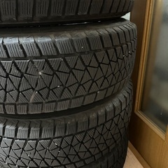 ハリアー　アルミ付きスタッドレスタイヤの画像