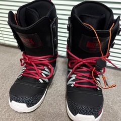 スノーボード・ブーツ・バッグのセットの画像