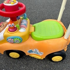  アンパンマン よくばりビジーカー 押し棒+ガードの画像