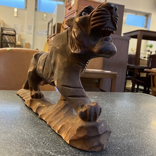 K2511-397 木彫りの虎 置物 オブジェ インテリア 縁起物 全長約40cm