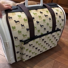 お話中！さしあげます★ペット用　キャリーケースの画像