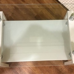 ガラステーブル　ローテーブルの画像