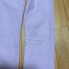 ユニクロトレナー.サイズ130、裏起毛ズボン.サイズ140の画像