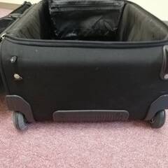 ソフトキャリーケース　51x35x18　使用回数1回の古置き品　訳有の画像