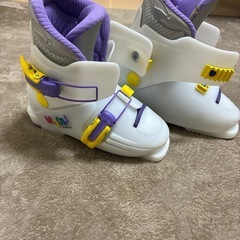 スキー靴の画像
