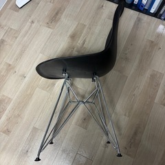 イームズチェア　シェルチェア　椅子　イスの画像