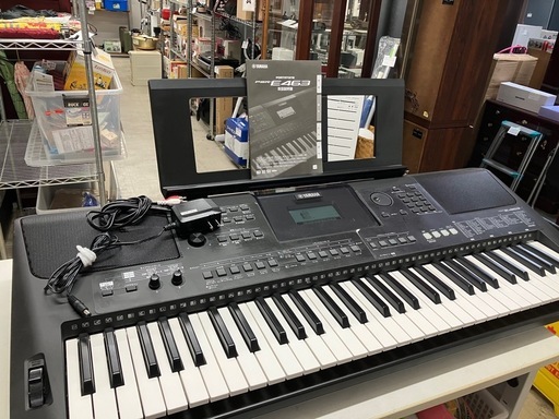 石2511-616 YAMAHA ポータブルキーボード 61鍵盤 PSR-E463 2018年製  通電確認済み 中古