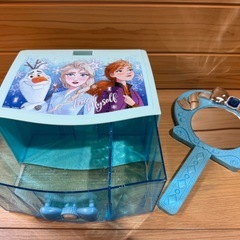 アナと雪の女王 手鏡付き小物入れの画像