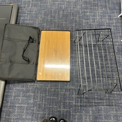 【折りたたみテーブル（板1枚、メッシュテーブル2個）】 引き取り限定　転売OK　倒産品　まとめ売り　ネット商材　アマゾン引き上げ商品　メルカリ　副業の画像