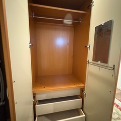 衣装タンス
の画像