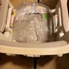 介護用品ポータブルトイレの画像