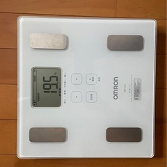 ⭐️美品⭐️オムロン ヘルスケア 体重体組成計🟪カラダスキャン🟪26mmスリムタイプ🟪の画像