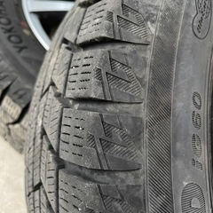 スタッドレスタイヤ4本の画像