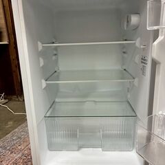 美品 Comfee' コンフィー 冷蔵庫 RCT128WH1JP 2025年製の画像