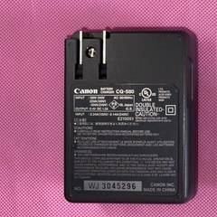 Canon バッテリーチャージャー CG-580の画像