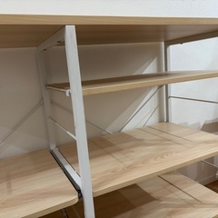 キッチン収納棚の画像