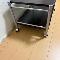 黒色テレビ台の画像