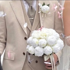 ウェディングブーケ　ピオニーラウンドブーケ　芍薬　ピオニー　ブートニアセットの画像