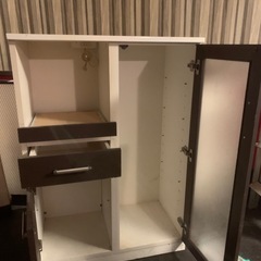 ニトリ、オーブン、電子レンジ、炊飯器キッチン収納の画像