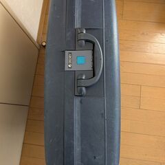 スーツケースの画像