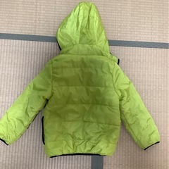 130 cmリバーシブル　中綿入りジャンパー　フリース 黄緑 の画像