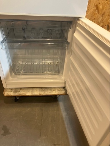 【中古】オススメ　2ドア冷蔵庫　110リットル　2021年製【E1124IK】