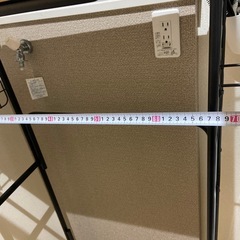 洗濯機上に設置するスチールラックの画像