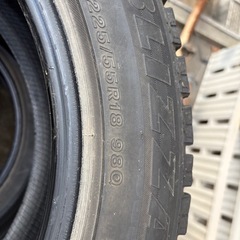 225/55r18スタッドレスの画像