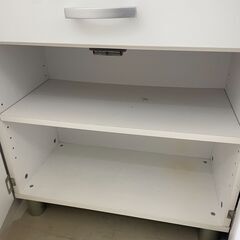 【ジャングルジャングル滋賀草津店】ジモティ来店特価‼ 食器棚 ホワイト J-251188の画像