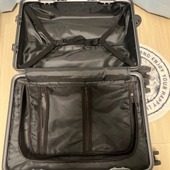 キャリーケース
の画像