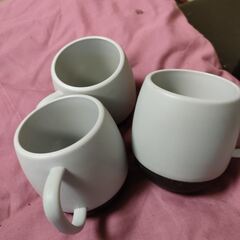 小物3点まとめて、引取のみ(LEDライト、Harioサイフォン、カップx3)の画像