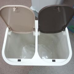 ルクレール 分別くず入れ ゴミ箱 ホワイト 高さ33.5㎝ 幅29㎝ ふた付き ごみ箱 西岡店の画像