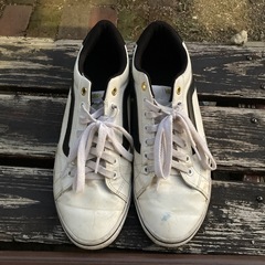 スニーカーの画像