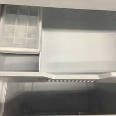 Hisense   ハイセンス　冷蔵庫　HR-D13E2W   2023年製  　135Lの画像