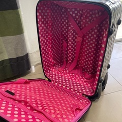 キャリーケースの画像