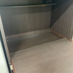 【ジャングルジャングル滋賀草津店】ジモティ来店特価‼ スリム食器棚  ブラウン J-251190の画像