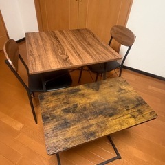 ダイニング4点セット（テーブル＋椅子2脚＋サイドテーブル）12/6までに引取り希望の画像