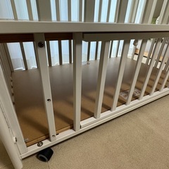 【お得4点セット】KATOJIベビーベッド マットレス メリー付き の画像