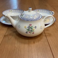 【受付終了】ティーカップセット ティーポット お茶会 まとめ売り 5点セットの画像