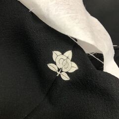 【ジャングルジャングル岸和田店】喪服3点セット　正絹　　更紗花文　 南大阪 岸和田 貝塚市 泉佐野市 高石市 泉大津市 和泉市 忠岡町 熊取町の画像