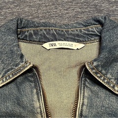 ZARA ジーンズジャケットの画像