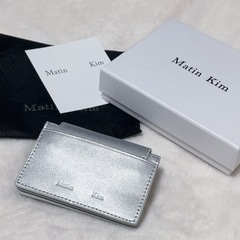 Matin Kim マーティンキム　マティンキム　財布　ミニ財布　カードケース　名刺入れ　シルバーの画像