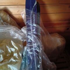 スキーの板、スティックの画像