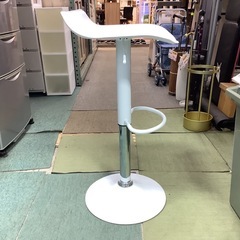 【リサイクルサービス八光】昇降式　バーチェア　ホワイト　の画像